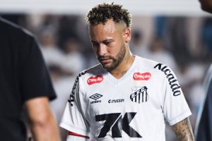 bob半岛体育-负荷管理！马卡：内马尔为踢世界杯，将不再为桑托斯客场出战